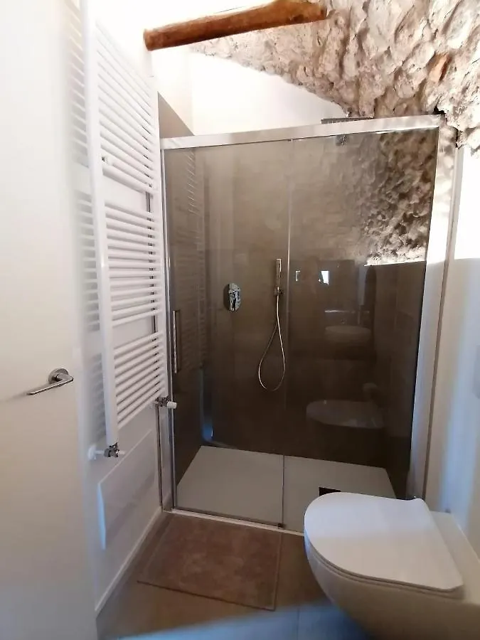 Appartamento Casa Castello Salò Italia