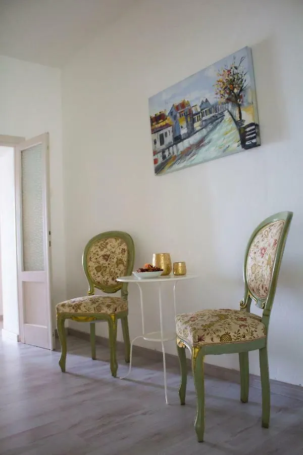 Casa Castello Apartment Salo Italy